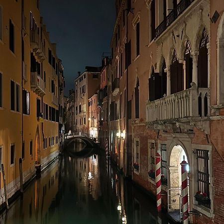 Casa Di Carlo Goldoni - Dimora Storica Acomodação com café da manhã Chioggia Exterior foto